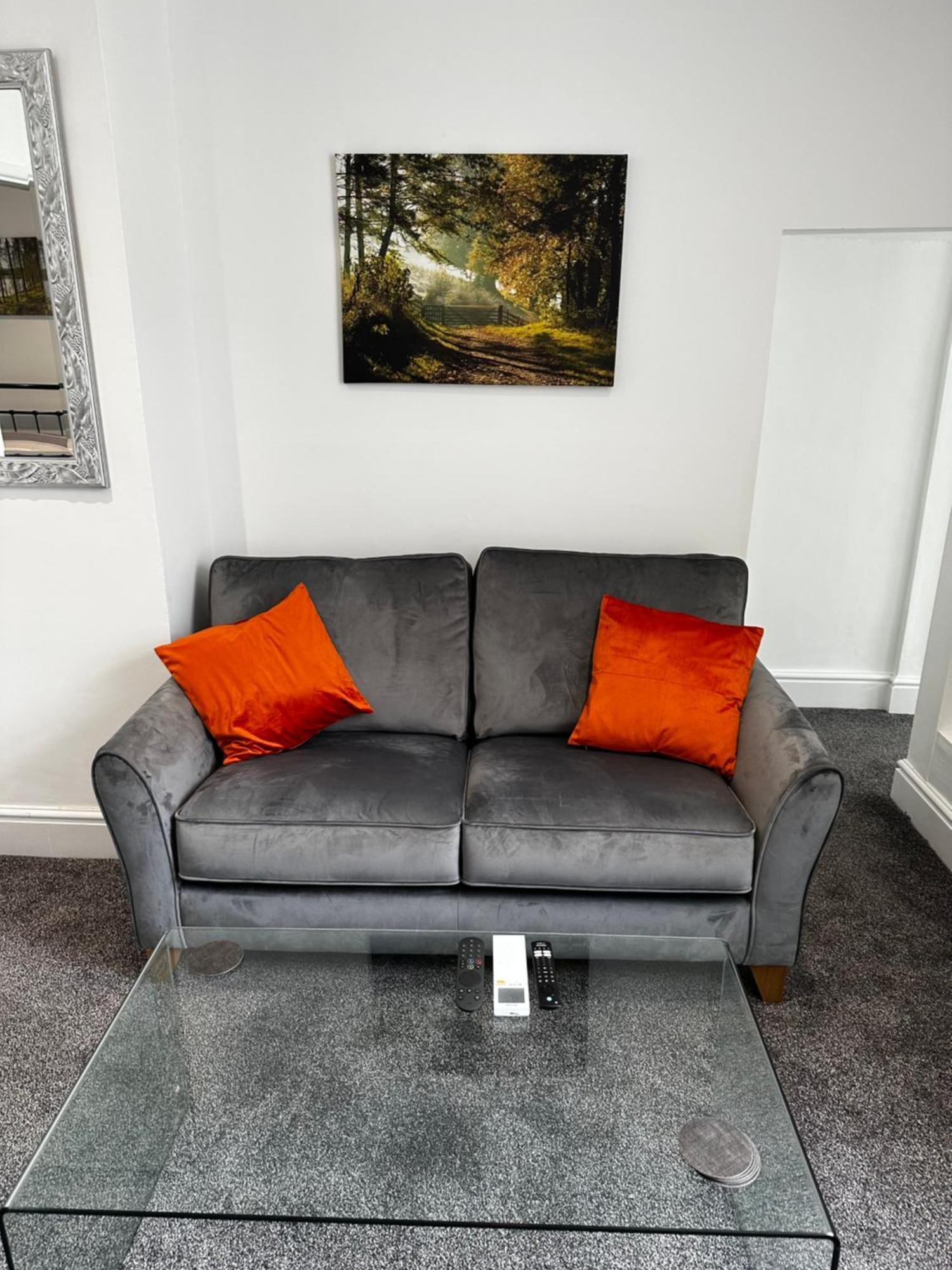 Town Centre Studio Flat Merthyr Tydfil Kültér fotó